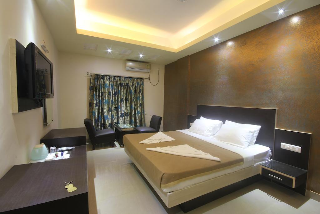 Urmee Hotell Bhubaneswar Eksteriør bilde