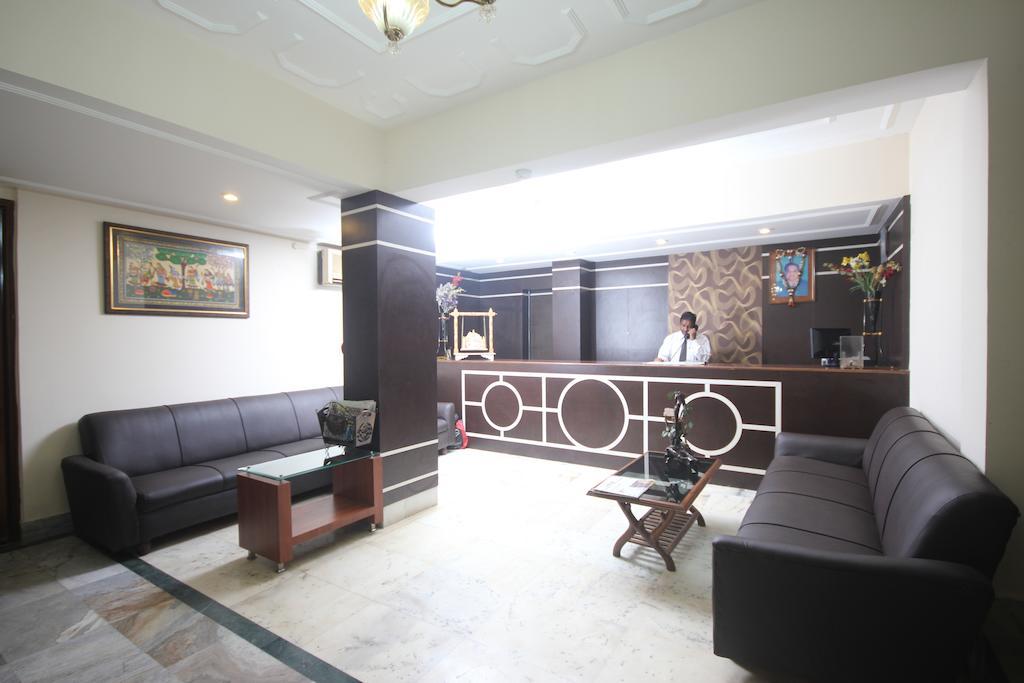 Urmee Hotell Bhubaneswar Eksteriør bilde