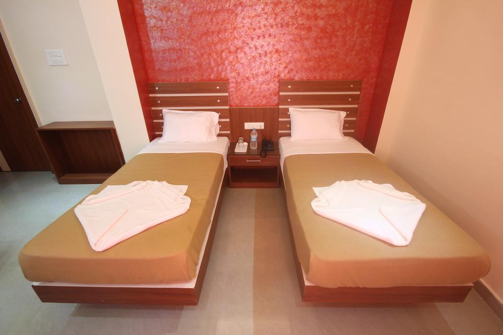 Urmee Hotell Bhubaneswar Eksteriør bilde